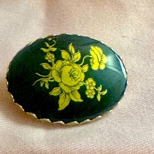 Vintage ornate brooch